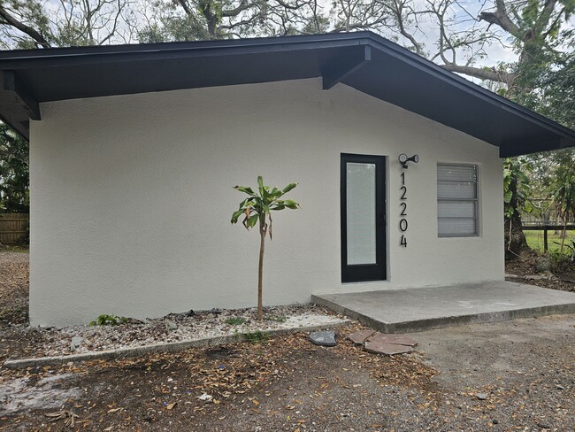 12204 State St in Tampa, FL - Building Photo - Building Photo