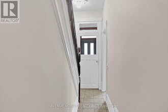 210 Florence St in Ottawa, ON - Building Photo - Building Photo