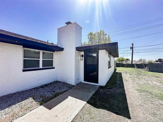 4710 NW Motif Manor Blvd in Lawton, OK - Building Photo - Building Photo