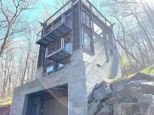 property at 428 Harbor Rd