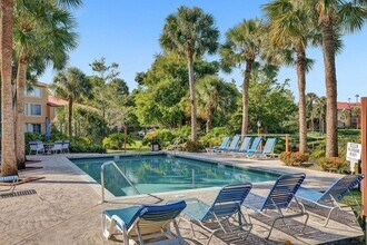 10733 Cleary Blvd in Plantation, FL - Foto de edificio - Building Photo