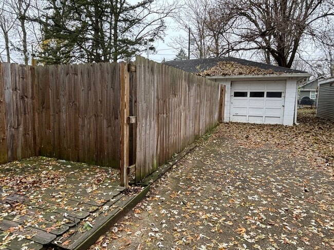 4414 Kingsley Dr in Indianapolis, IN - Building Photo - Building Photo