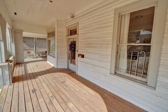 2134 16th Ave S, Unit A in Birmingham, AL - Foto de edificio - Building Photo