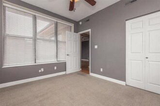 5671 Waterman Blvd, Unit 31 in St. Louis, MO - Building Photo - Building Photo