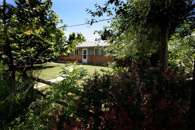 2100 Floral Dr in Boulder, CO - Building Photo