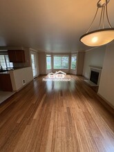 9822 NE 122nd St in Kirkland, WA - Building Photo - Building Photo