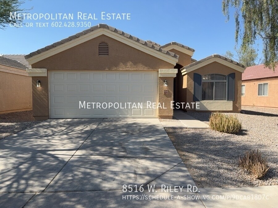 8516 W Riley Rd in Tolleson, AZ - Building Photo