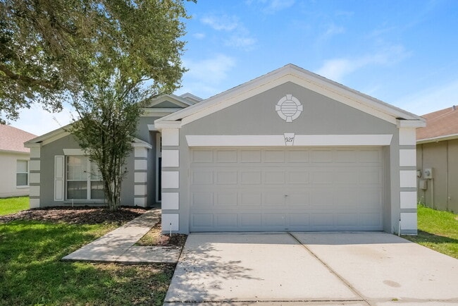 property at 927 Ridge Haven Dr