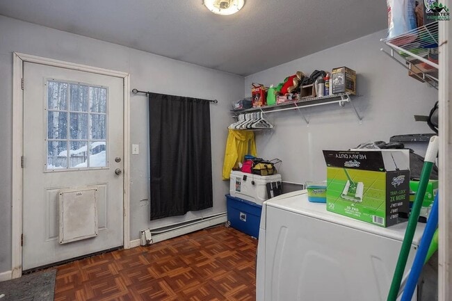 1469 Redmond Ave in North Pole, AK - Building Photo - Building Photo