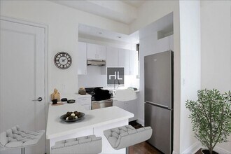 EAST 46 STREET in New York, NY - Building Photo - Building Photo