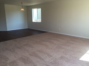 1517 Sepia Ave in Longmont, CO - Foto de edificio - Building Photo