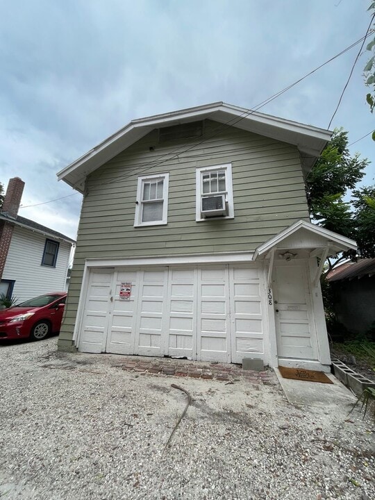 308 SW 12th St in Gainesville, FL - Building Photo
