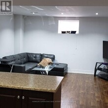 33 Little Britain Cres in Brampton, ON - Building Photo - Building Photo