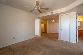 Summer Crossings in Douglas, AZ - Building Photo - Interior Photo