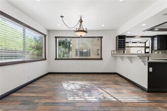 26128 Alizia Canyon Dr in Calabasas, CA - Building Photo - Building Photo