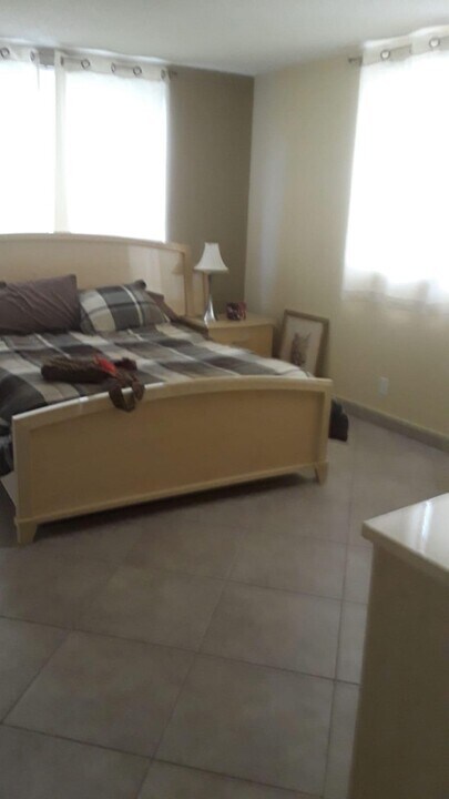 2950 NW 46th Ave, Unit 101A in Lauderdale Lakes, FL - Building Photo