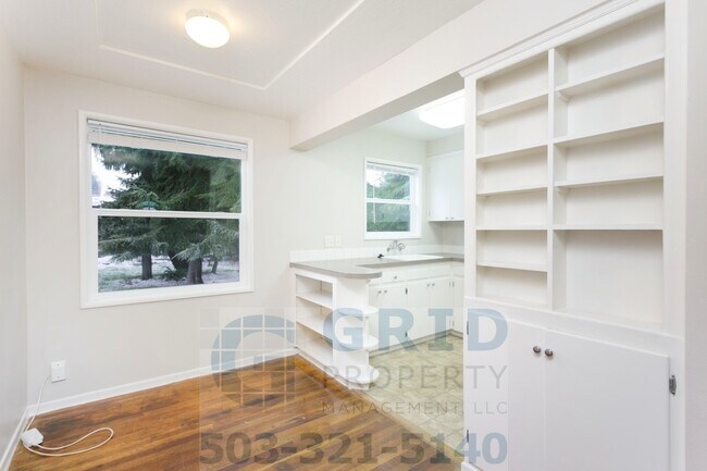 property at 935 NE 91st Ave