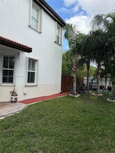 1065 NE 30th Ave in Homestead, FL - Building Photo - Building Photo