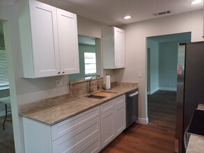 903 SW 6th Ave in Boynton Beach, FL - Building Photo - Building Photo