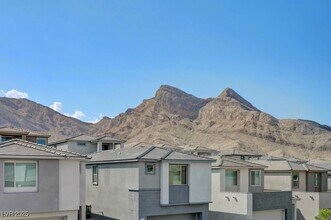 1550 Rock Kestrel St in Las Vegas, NV - Building Photo - Building Photo