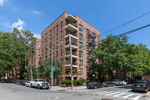 665 Thwaites Pl Apartments