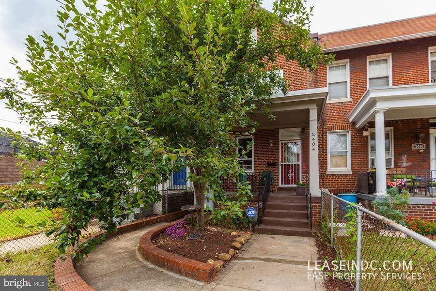 2404 10th St NE in Washington, DC - Building Photo