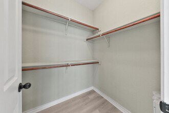 102 Cornell Ave in San Antonio, TX - Building Photo - Building Photo