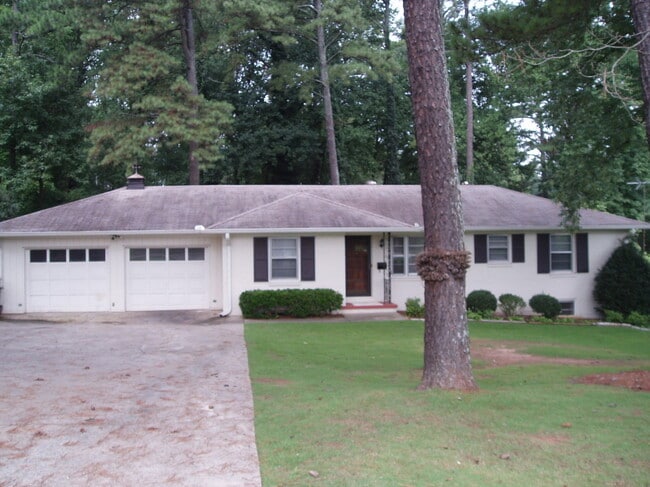 property at 3970 Chamblee Dunwoody Rd