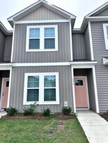 175 Loren Rd in Hubert, NC - Building Photo