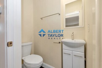 161 4th St, Unit 161 in Medford, MA - Building Photo - Building Photo