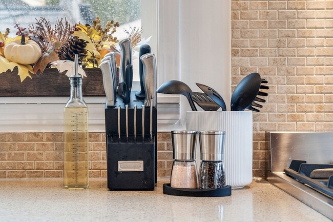 715 W Wheeler St, Unit SI ID1036024P in Seattle, WA - Building Photo - Building Photo