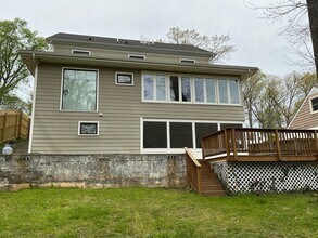 10623 S Dunmoor Dr in Silver Spring, MD - Building Photo - Building Photo