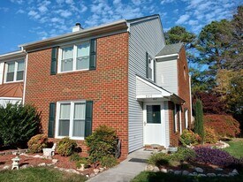 217 Resolution Dr in Yorktown, VA - Building Photo