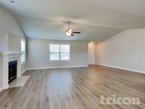 173 Beaver Tavern Dr in Benson, NC - Foto de edificio - Building Photo