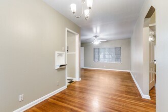 229 Natalen Ave in San Antonio, TX - Building Photo - Building Photo