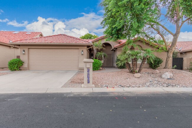 24642 S Drifter Dr in Sun Lakes, AZ - Building Photo - Building Photo