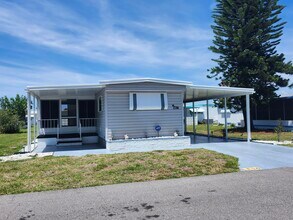 620 57th Ave W in Bradenton, FL - Building Photo - Building Photo