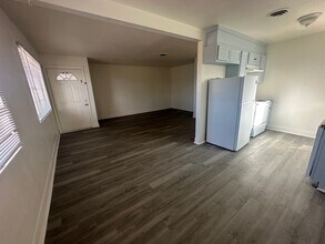 1948 Country Club Ct-Unit -#3 in Marysville, CA - Building Photo - Building Photo