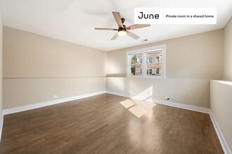 Private bedroom in 4 bed/2 bath Home in Chicago, IL - Building Photo - Building Photo