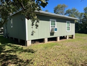 810 S Brownell St in La Porte, TX - Building Photo - Building Photo