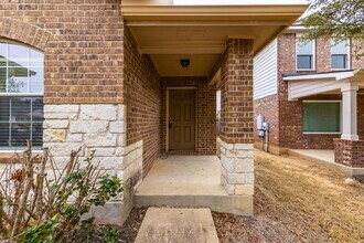 424 Moorhen Cove in Leander, TX - Building Photo - Building Photo