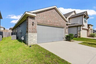 40735 Gate Ridge Dr in Magnolia, TX - Building Photo - Building Photo