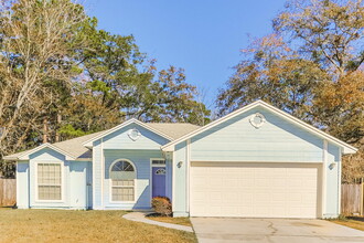 1555 Graduation Ln in Middleburg, FL - Building Photo - Building Photo