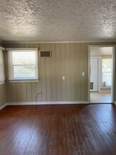 919 E Andrews Ave in Fresno, CA - Building Photo - Building Photo