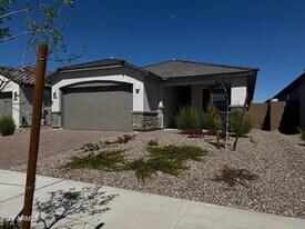 15672 W Williams St in Goodyear, AZ - Building Photo