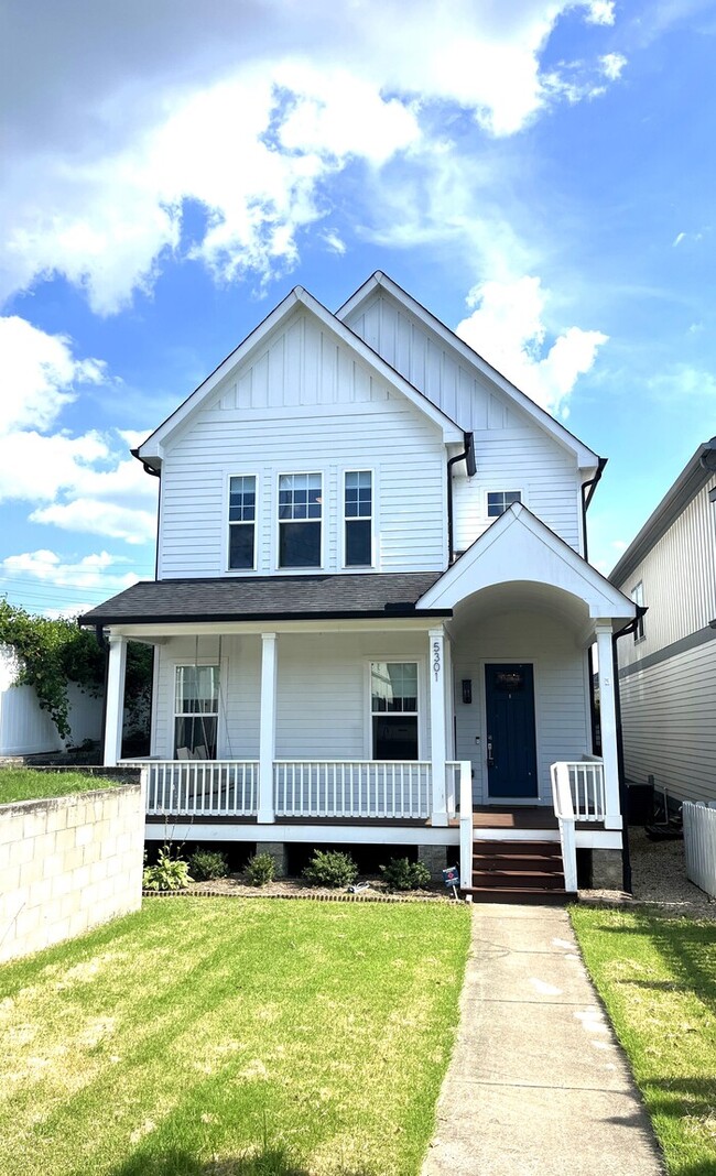 property at 5301 Pennsylvania Ave