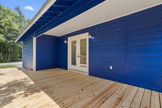 4128 Idywood Ave in Moss Point, MS - Building Photo - Building Photo