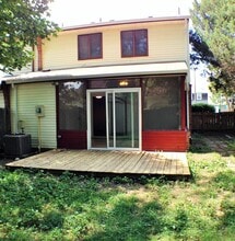 5549 New Colony Dr in Virginia Beach, VA - Building Photo - Building Photo