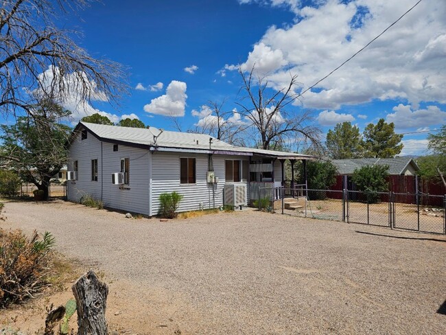 502 E 7th St in Benson, AZ - Building Photo - Building Photo