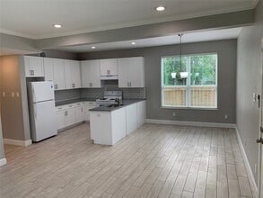 4221 Alvin St in Houston, TX - Building Photo - Building Photo